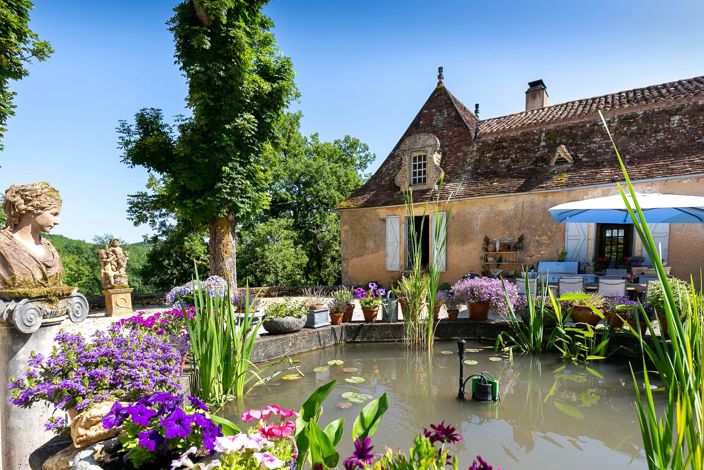 Image No.10-10 Bed House for sale