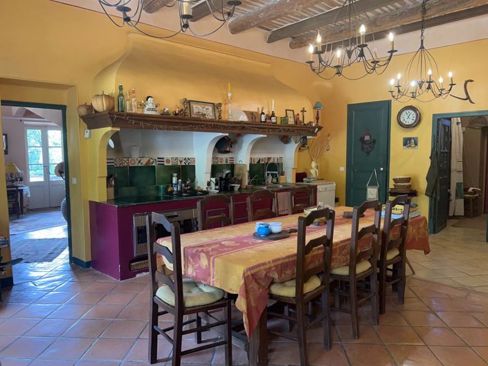 Image No.14-9 Bed House for sale