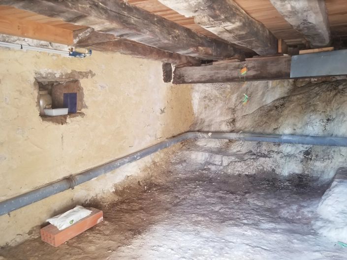 Image No.12-2 Bed Village House for sale