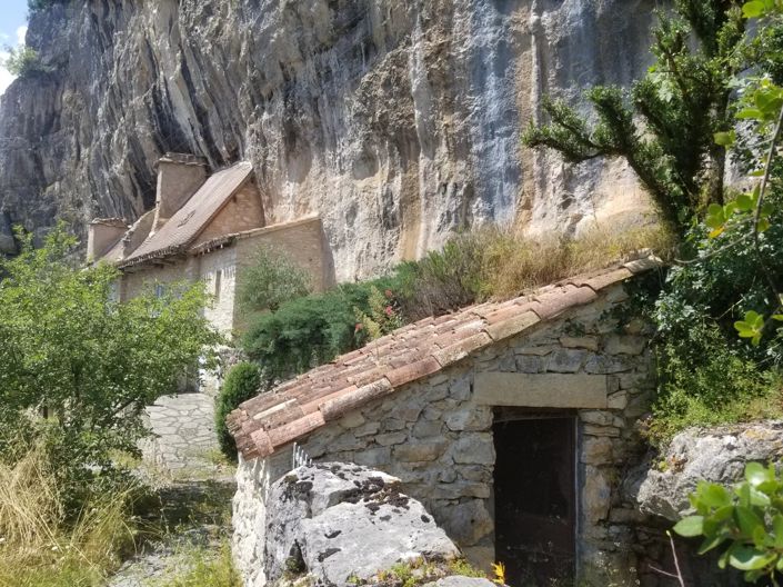 Image No.6-2 Bed Village House for sale