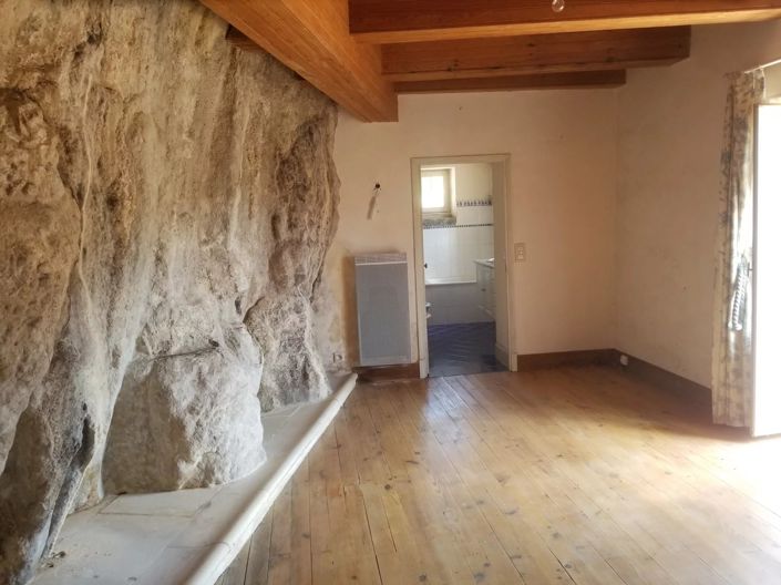 Image No.7-2 Bed Village House for sale