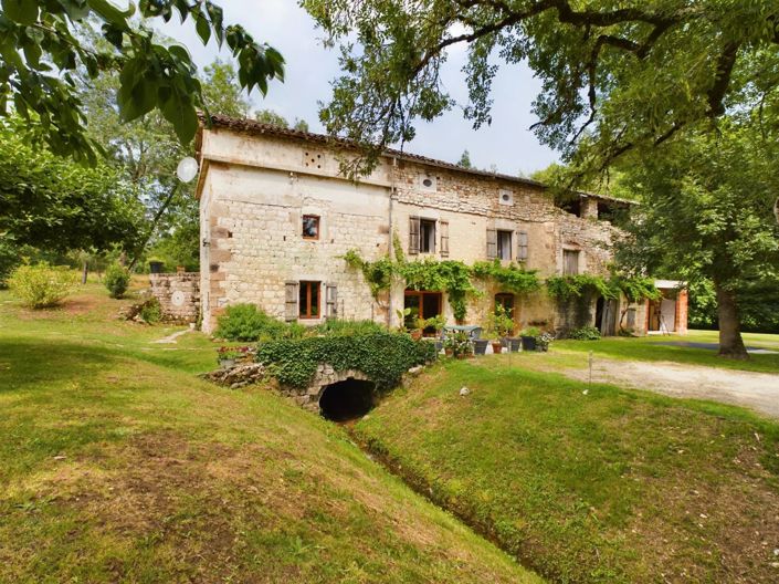 Image No.10-2 Bed House for sale