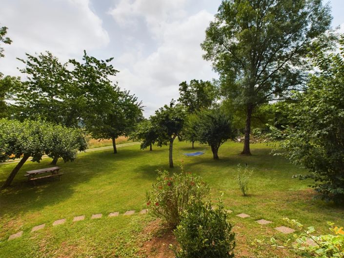 Image No.12-2 Bed House for sale