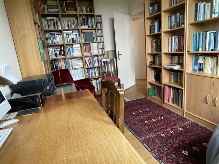 Image No.12-4 Bed House for sale