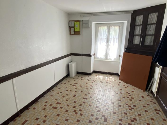 Image No.6-3 Bed Village House for sale