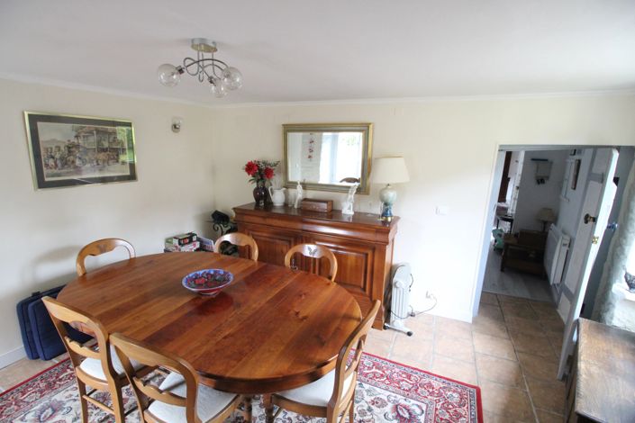 Image No.6-3 Bed House for sale