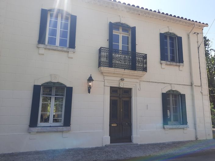 Image No.5-5 Bed House for sale