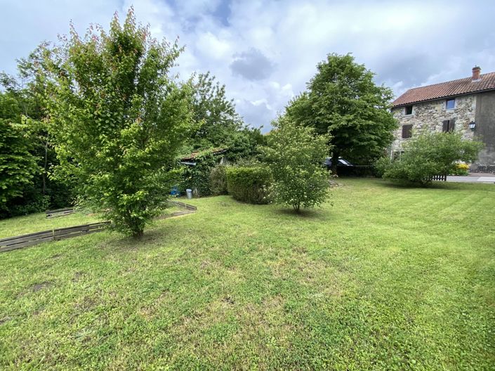 Image No.15-3 Bed Village House for sale