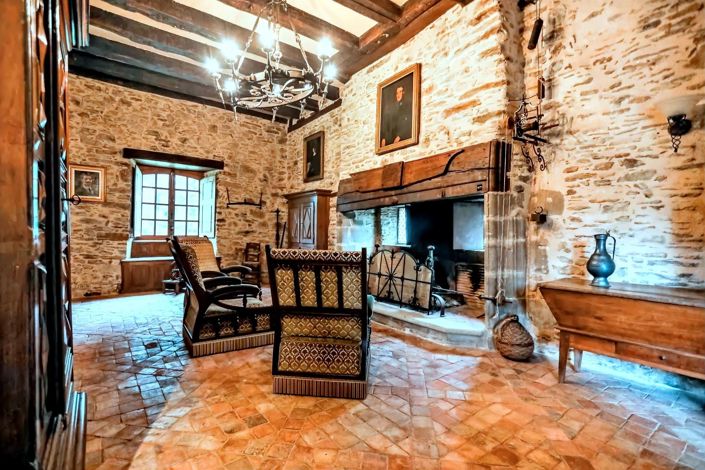 Image No.12-14 Bed House for sale