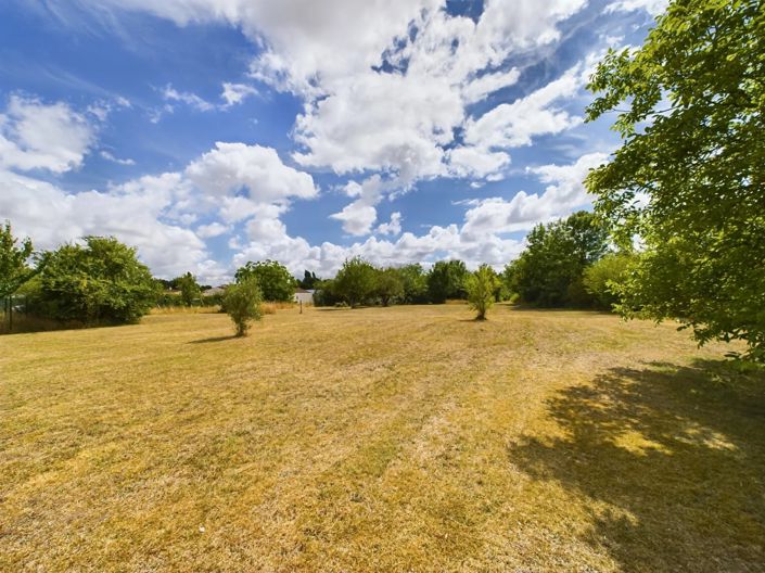 Image No.15-4 Bed Village House for sale