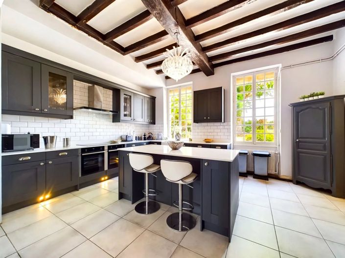 Image No.4-7 Bed House for sale