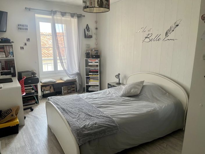 Image No.9-3 Bed House for sale