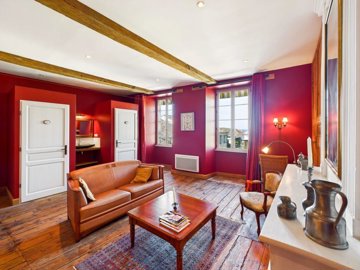 8376418ac54d18e16072cc35b28996a5faaef75bd5192