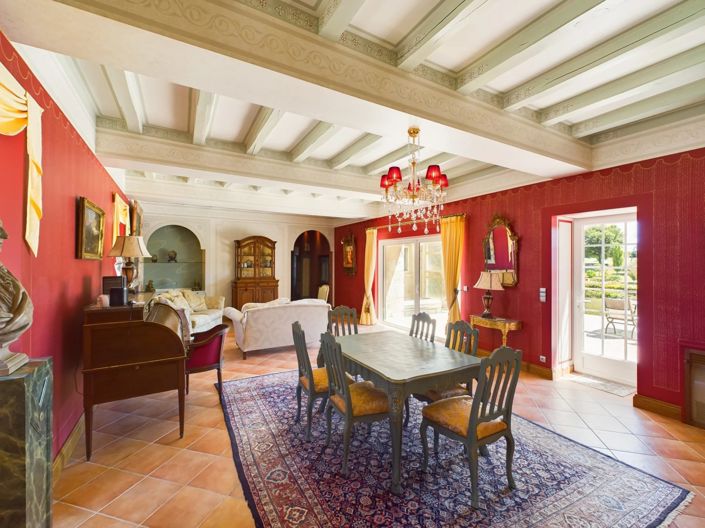 Image No.13-10 Bed House for sale