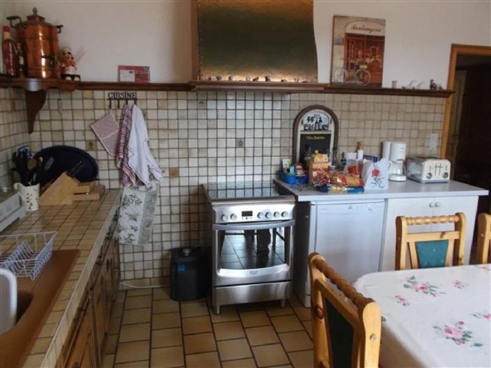 Image No.8-Maison de 7 chambres à vendre à Faye-l'Abbesse