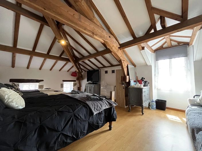 Image No.9-4 Bed House for sale