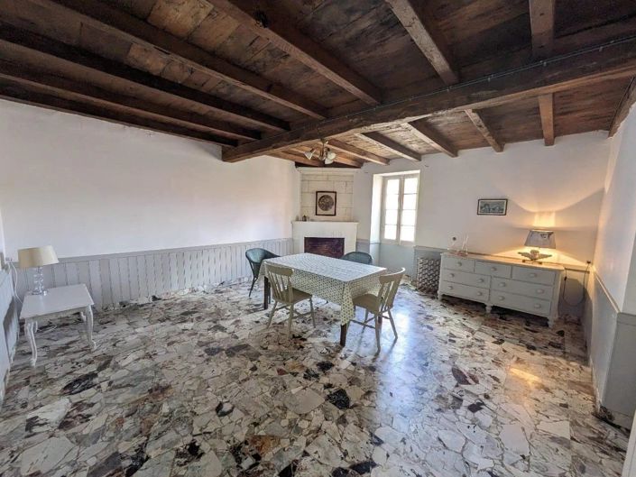 Image No.5-Maison de 3 chambres à vendre à Aubeterre-sur-Dronne