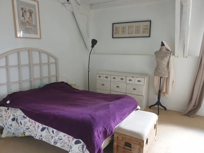 Image No.11-8 Bed House for sale