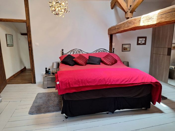 Image No.9-4 Bed House for sale