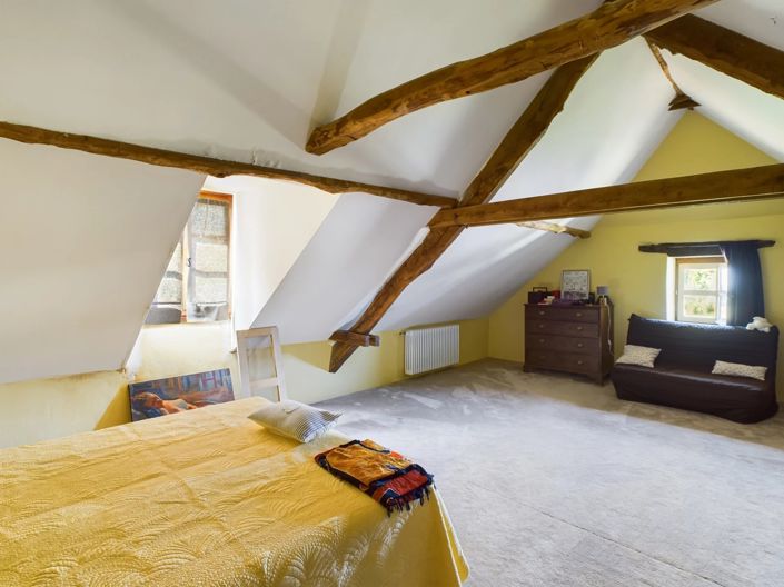 Image No.11-5 Bed House for sale