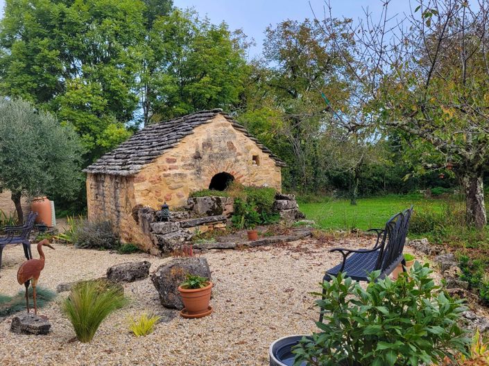 Image No.3-3 Bed House for sale