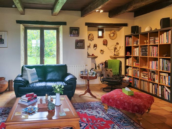 Image No.6-3 Bed House for sale