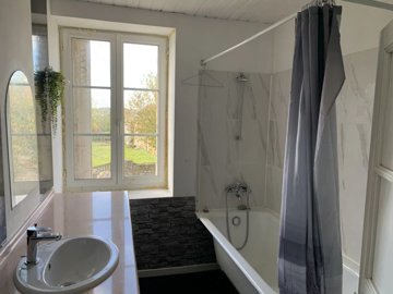 dc8ee190d60a7fb0b4edbeee027e1e3c823f99da85192