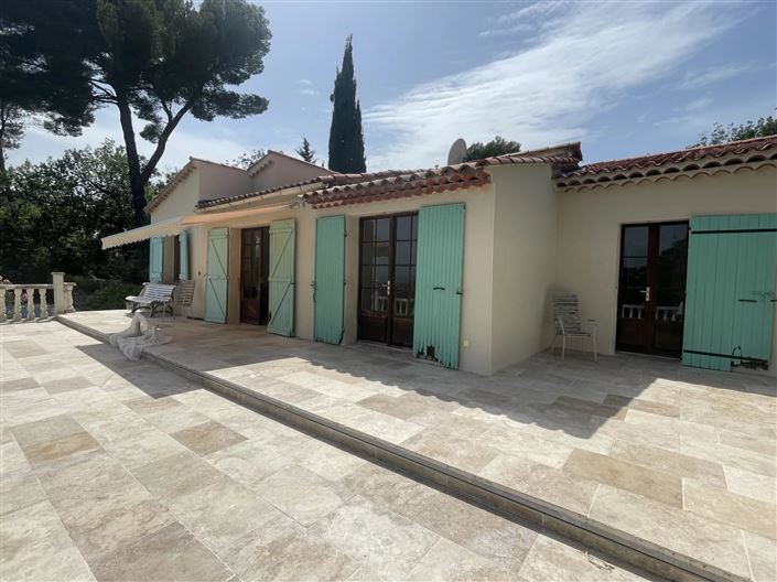 Image No.10-3 Bed House for sale