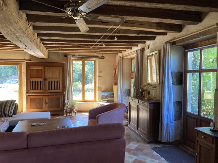 Image No.4-8 Bed House for sale