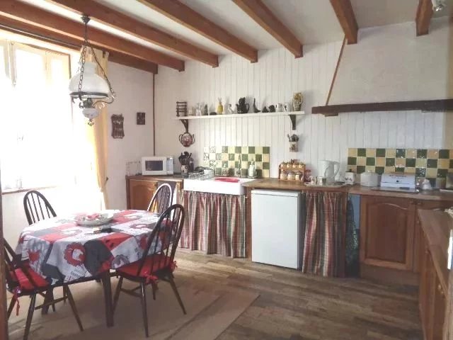 Image No.12-7 Bed House for sale