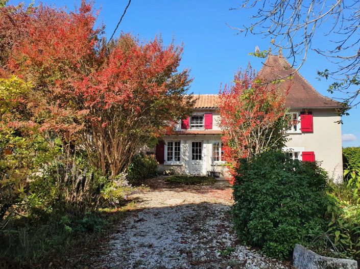 Image No.1-4 Bed House for sale