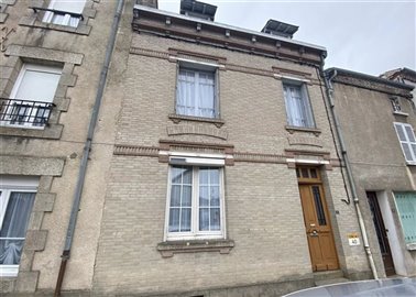 1 - Bussiere-Poitevine, House