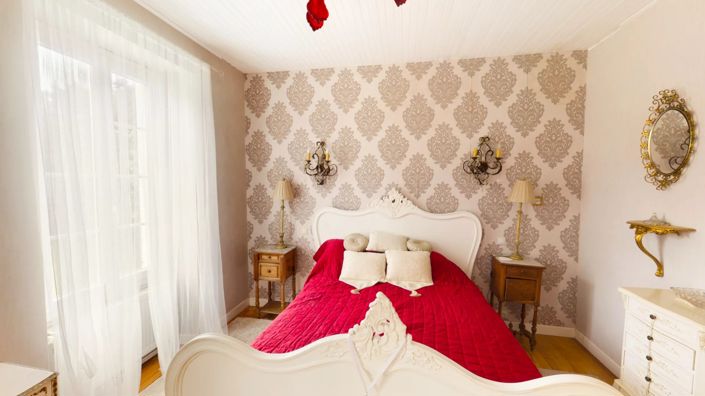 Image No.10-6 Bed House for sale