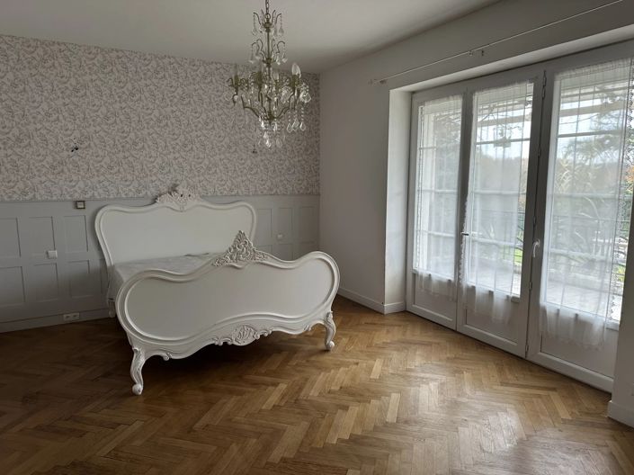 Image No.12-6 Bed House for sale