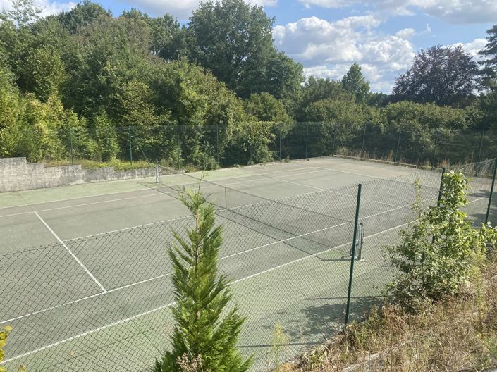 Image No.14-6 Bed House for sale