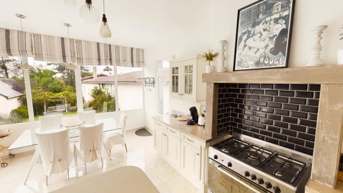 Image No.5-6 Bed House for sale