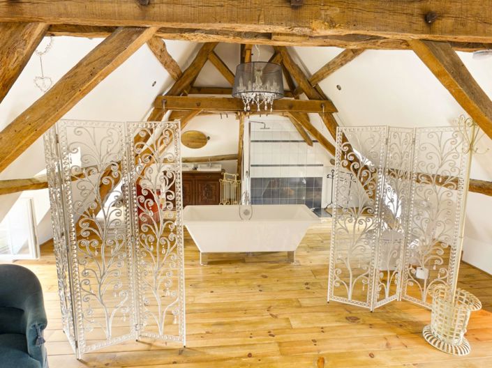 Image No.8-6 Bed House for sale