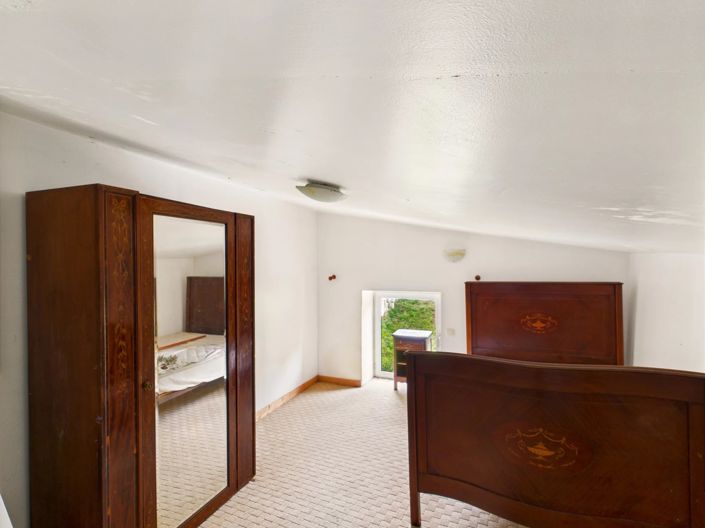 Image No.12-Maison de 2 chambres à vendre à Nontron