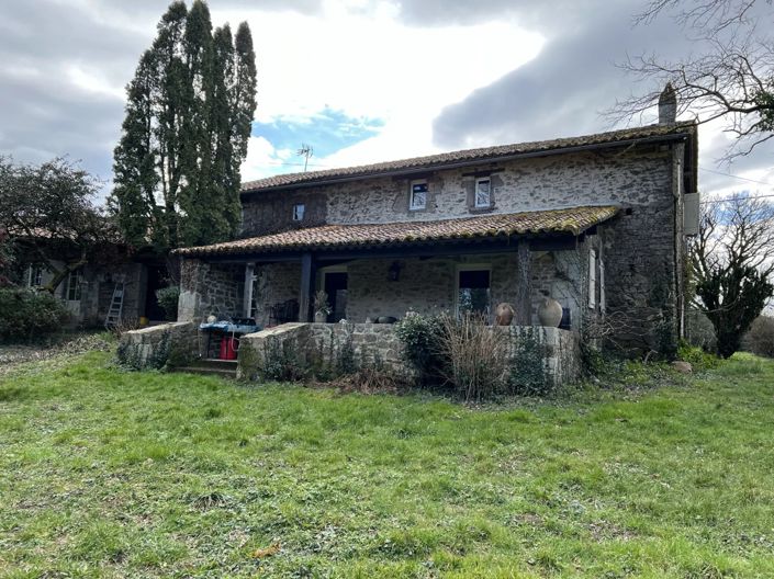 Image No.11-5 Bed Farmhouse for sale