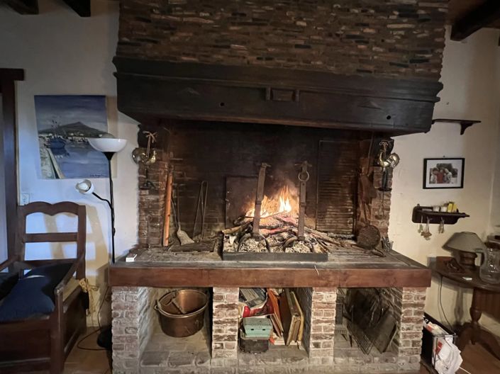 Image No.15-5 Bed Farmhouse for sale