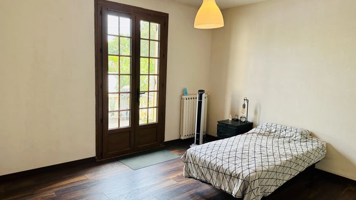 Image No.5-3 Bed House for sale