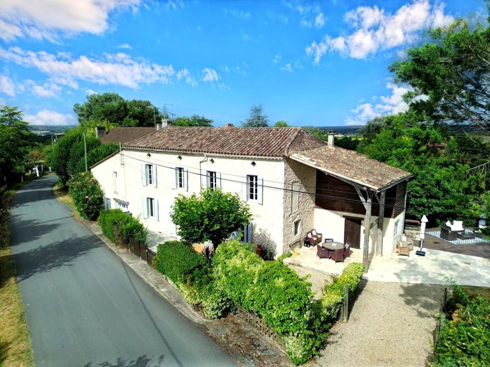 Image No.1-3 Bed Village House for sale
