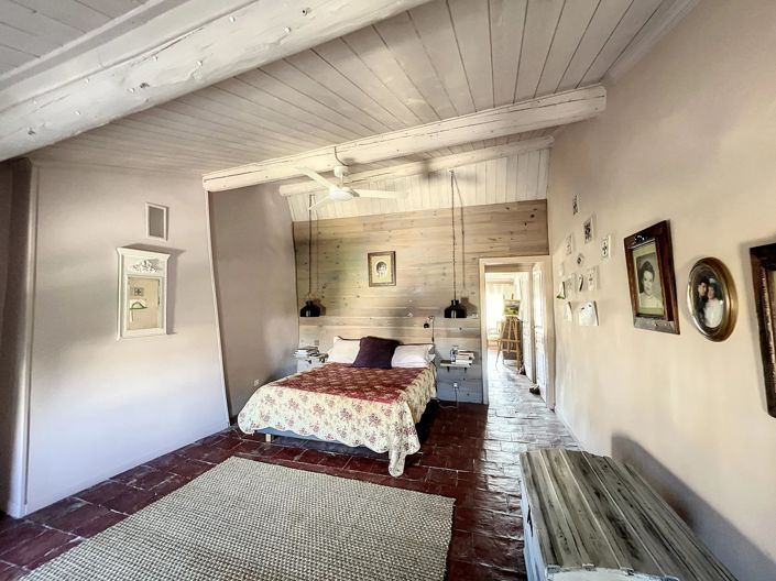 Image No.15-8 Bed House for sale