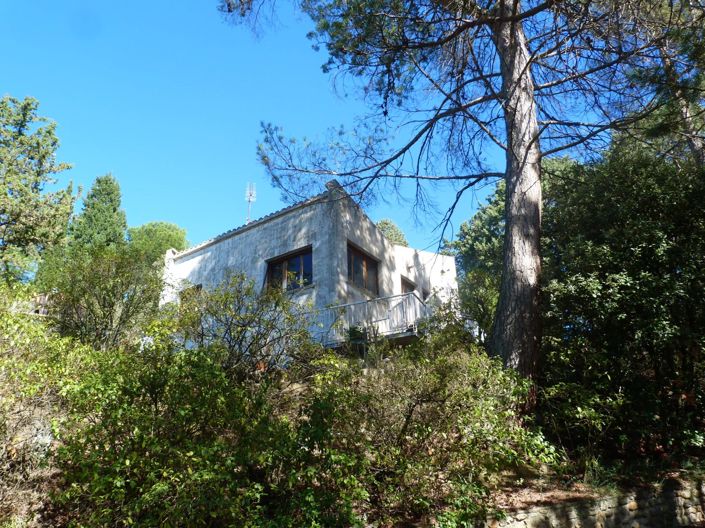 Image No.2-4 Bed House for sale