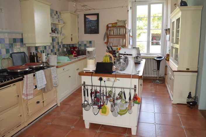 Image No.6-4 Bed House for sale