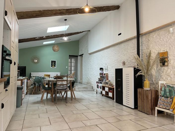 Image No.3-3 Bed House for sale