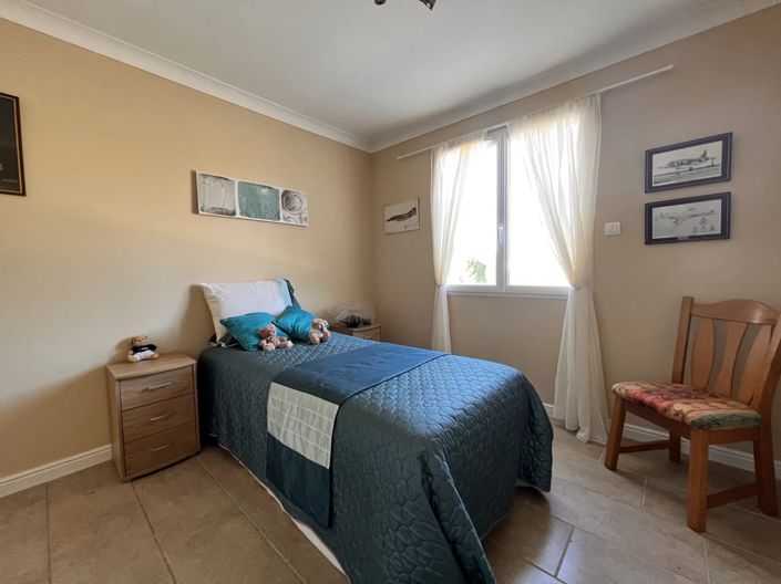 Image No.12-4 Bed House for sale