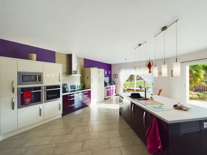 Image No.4-4 Bed House for sale