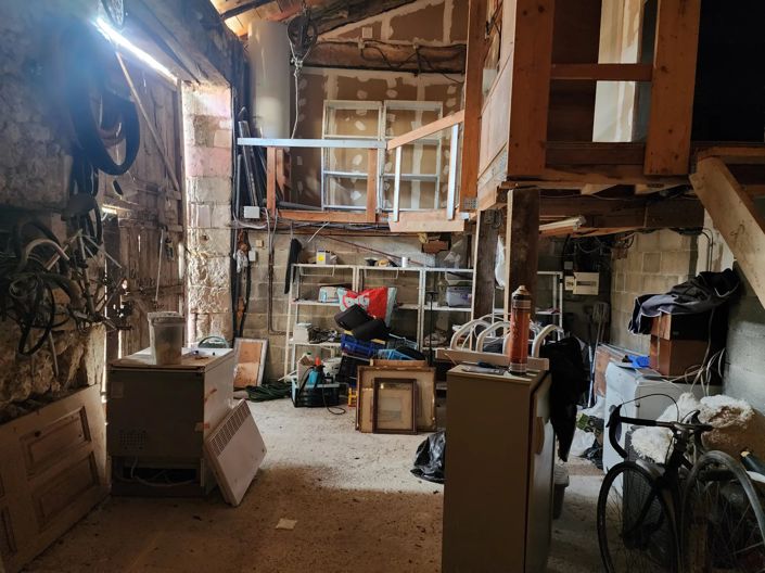 Image No.13-2 Bed House for sale