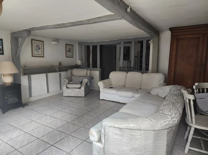 Image No.6-2 Bed House for sale